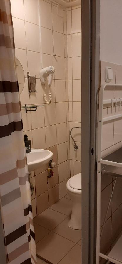 Apartman Vorosmarty Apartamento Budapest Exterior foto