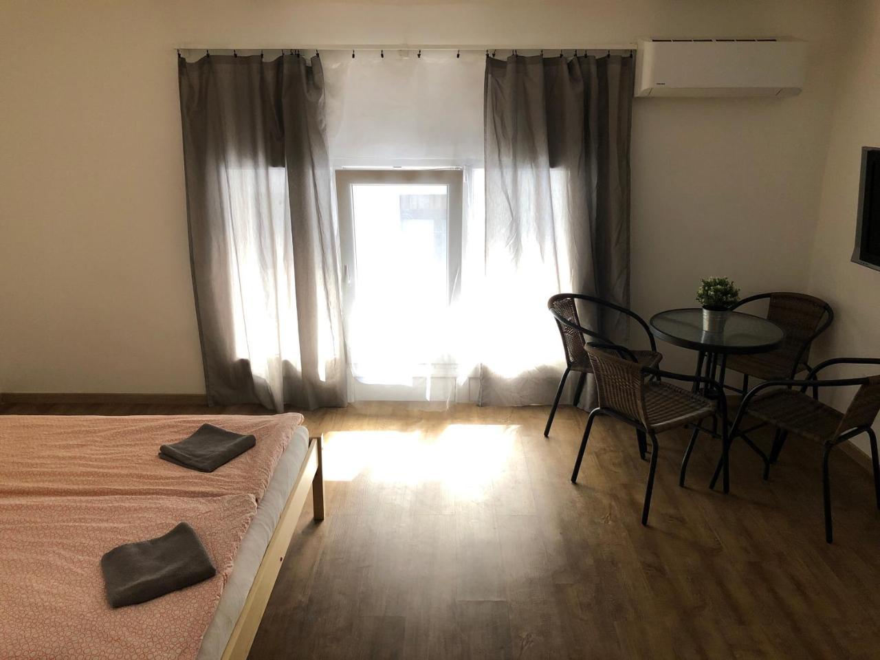 Apartman Vorosmarty Apartamento Budapest Exterior foto